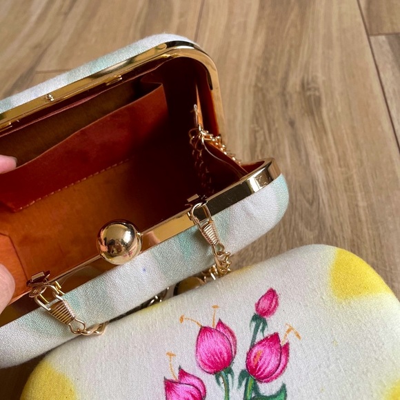 Brand New💖Clutch bag!!! - Picture 4 of 5